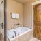 7th Fairway Getaway
