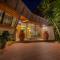 La Bussola Beach Hotel