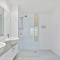Coast on Coral Luxury Apartment Unit 15