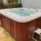 The Studio with Hot Tub in East Budleigh in beautiful countryside - East Budleigh