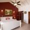 Charming 3-Bed Villa in Maho
