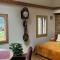 Romantic private superior Swiss Chalet with Hottub - Лунґерн