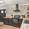 Cottage with Grill and Fire Pit in Osage Beach! - 欧塞奇比奇