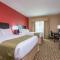 Holiday Inn Salina, an IHG Hotel - Salina