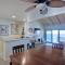 Oceanfront Views, Heated Pool, Hot Tubs, Parking