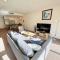 Bright in Braddon! 1 bd 1bth Apt
