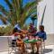 Studios Vrettos Beachside Hotel