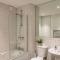 Nelson Crescent West : Modern one bedroom basement apartment in central location
