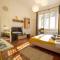 Pavla Papa Studio - Bright & central