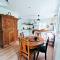 Romantic farmhouse with idyllic garden - Bamble