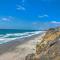 Oceanfront Luxury, Fully Remodeled, Five-Star Oceanfront Luxury, Fully Remodeled, Five-Star