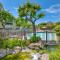 Oceanfront Luxury, Fully Remodeled, Five-Star