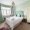 Beaches Guest House - Southend-on-Sea