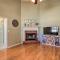 Charming Newnan Getaway - 2 Mi to Newnan Square! - Newnan