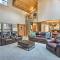 Spacious Pine Mountain Club Cabin with Fire Pit