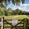 Hollybush Lodges - Leigh upon Mendip