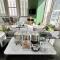 #1103 Cartwright - Oasis on Adderley