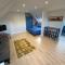 Lovely spacious loft close to train station