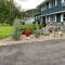 Sunny Shuswap B&B