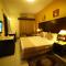 Hyde Park Hotel
