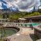 Twin Peaks Lodge & Hot Springs - Ouray