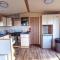 Snowdonia Sunbeach Holiday Sea and Mountain view