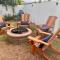 Adorable 2 Bedroom Cottage with spacious veranda