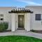 Renovated quiet single-story, minutes to Old Town, pool outside the door