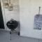 Renovated quiet single-story, minutes to Old Town, pool outside the door