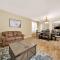 Pool-BBQ-View-Balcony-Fireplace-King-Garage-WD - Лейк-Елсінор