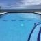 BambooBeachVilla1 AC New OCEANFRONT POOL sunsetview garden kitchen SATELLITE STARLINK WI-FI - Dimiao