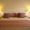 Lom Suites