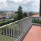 Duplex de caractère 4 chambres avec balcon, près du centre et des commerces, parking inclus - FR-1-4-526