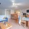 Appartement Triplex à Saint-Lary, 4 chambres, 9 pers, balcon, parking, WiFi optionnel - FR-1-296-287