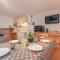 Appartement Triplex à Saint-Lary, 4 chambres, 9 pers, balcon, parking, WiFi optionnel - FR-1-296-287
