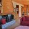 Chalet 10 pers au calme à 1 km de la station, 5 pièces avec WiFi et parking - FR-1-411-683