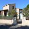Villa climatisée 3 pièces, 6 couchages avec terrasse, piscine et parking à Saint-Cyprien - FR-1-225D-532