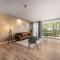 Olive Living Suites by HOUSY HOST - 恩维加多