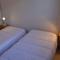 Appartement 2 Pièces Cabine avec Balcon Sud - Proche Pistes et Commerces - FR-1-241-188