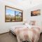 Callala Calm Pet Friendly 5 Mins Walk to Beach