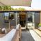 Stylish hideaway on High st Carterton - Carterton