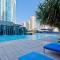 Circle on Cavill Surfers Paradise- 2 Bedroom Sky Home