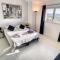 3 Bedrooms Villa near Cannes - Pool & Jacuzzi - Sea View - Mandelieu La Napoule