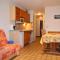 Appartement 2 pièces cabine, 300m pistes/comm, mén. inclus, parking - FR-1-241-11