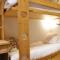 Appartement chaleureux 4 pièces, accès direct aux pistes, proche commerces et services, parking couvert - FR-1-180-178