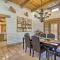 Las Cruces Home La Casa Blanca with Courtyard