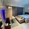 Two Palm Tree Villas across NAIA Terminal 3 - 马尼拉