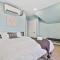 Luxury Contemporary Condo in Downtown Collingwood 97044