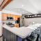 Racer's Edge Townhome - Cool Frisco Getaway - Frisco