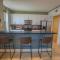 Designer Downtown Condo Suite - Splendid View - دي موين